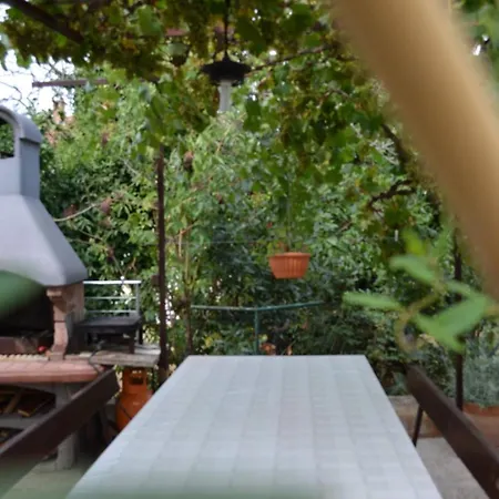 Πανσιόν And With Parking Space - 24373 3*